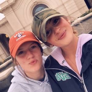 Meet your Posher, Katlyn